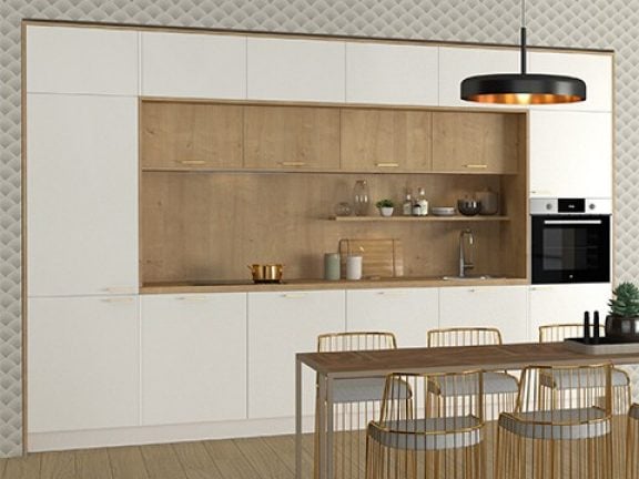Moderne witte keuken met hout