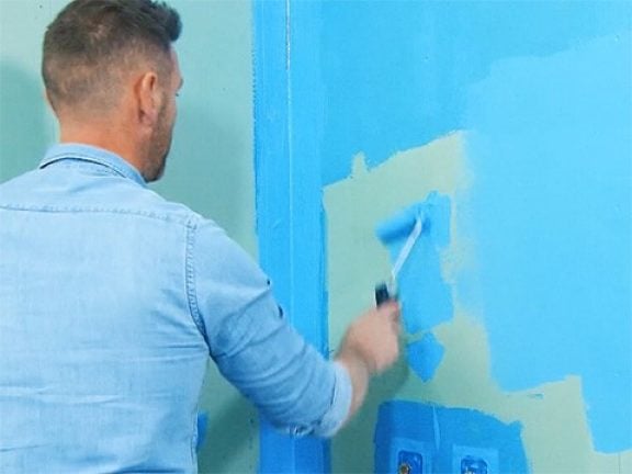 Rendre étanches des plaques de plâtre dans une pièce humide