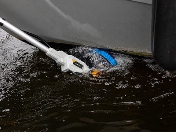 Batavia Twin Brush boot schoonmaken