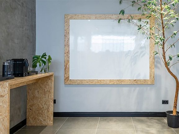 Houten platen kiezen