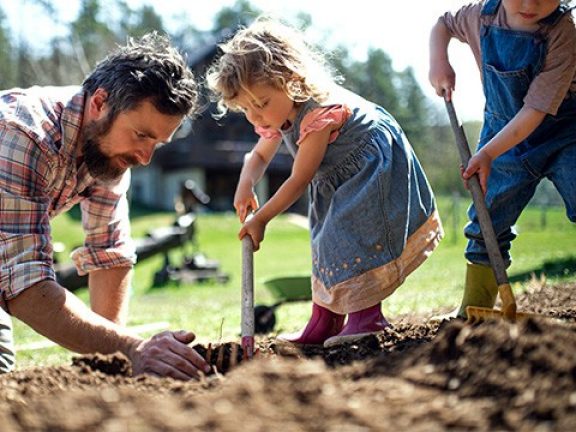 Jardinage avec des enfants