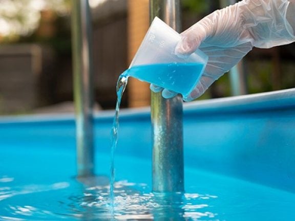dépôt de calcaire piscine